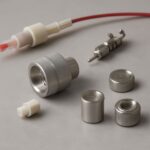 HPLC column with protective cover and column protectors